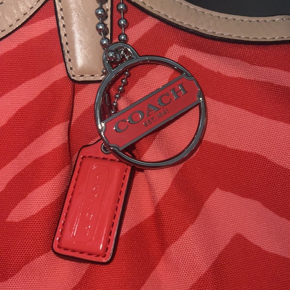 COACH Animal Print Handbag -Brand New Never Used - Picture 2 of 14